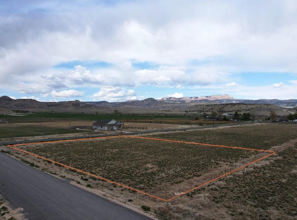 330 E Center Street, Tropic, UT 84776
