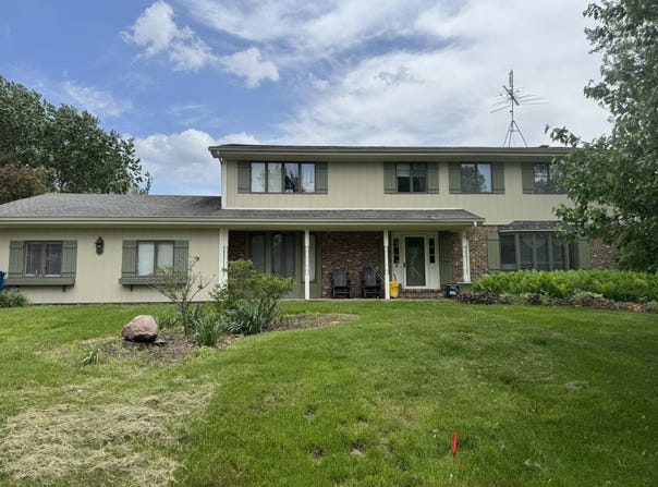 10859 Bunker Drive, DeMotte, IN 46310