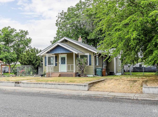 408 12th Street, Clarkston, WA 99403