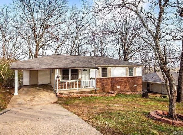 35 Oakview Dr Circle, North Little Rock, AR 72118
