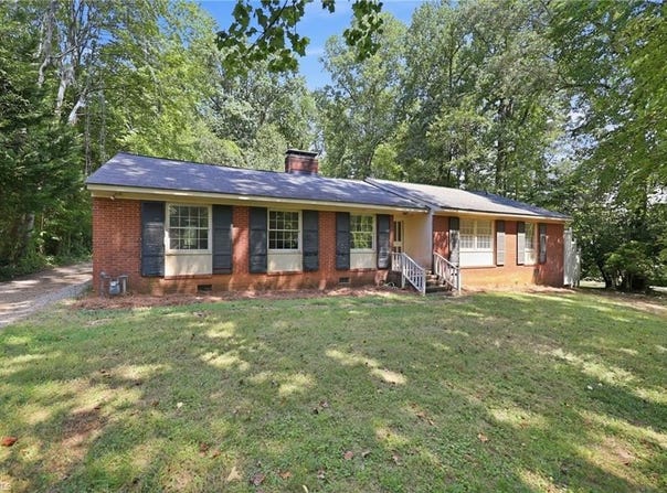 5510 Mecklenburg Road, Greensboro, NC 27407