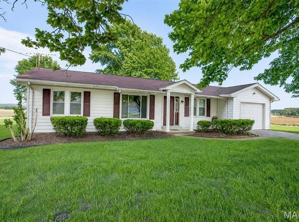 1604 Meppen, Brussels, IL 62013