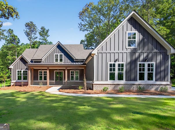 1011 Peachtree, Greensboro, GA 30642