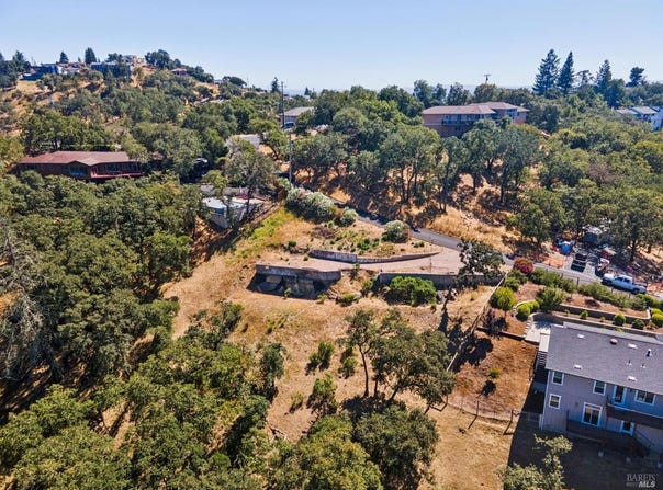 616 Vista Grande Place, Santa Rosa, CA 95403