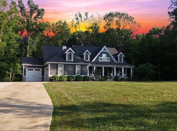 379 Twin Bay Trail, Willard, OH 44890