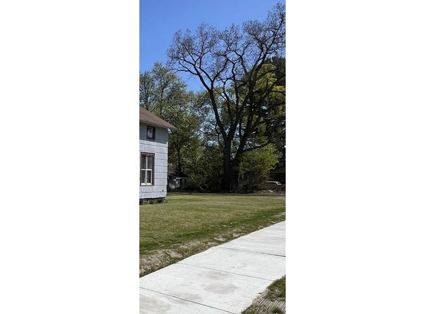 361 E May Street, Benton Harbor, MI 49022
