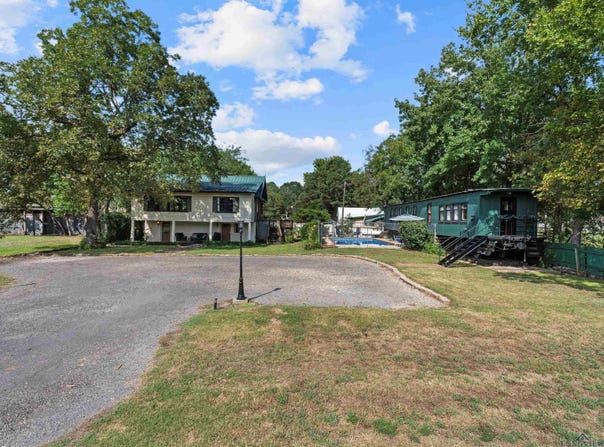 107 St John St, Jefferson, TX 75657
