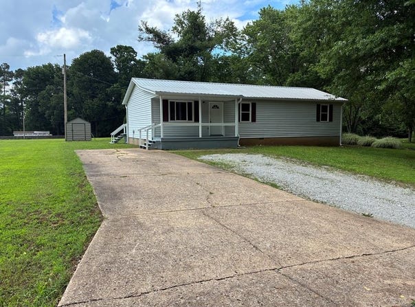 255 Legens St, DRESDEN, TN 38225