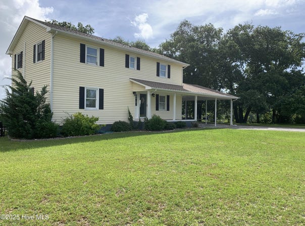 482 Vfw Road, Cedar Point, NC 28584