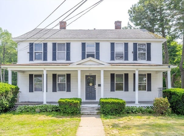 15 Green St, Gardner, MA 01440