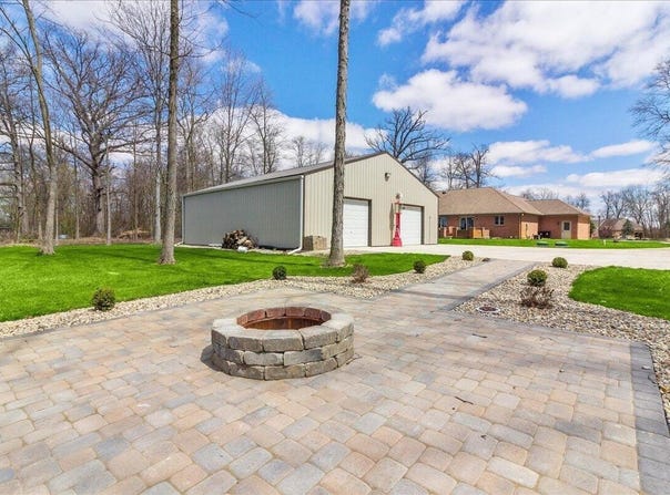 13265 Whitefeather Trail, Anna, OH 45302