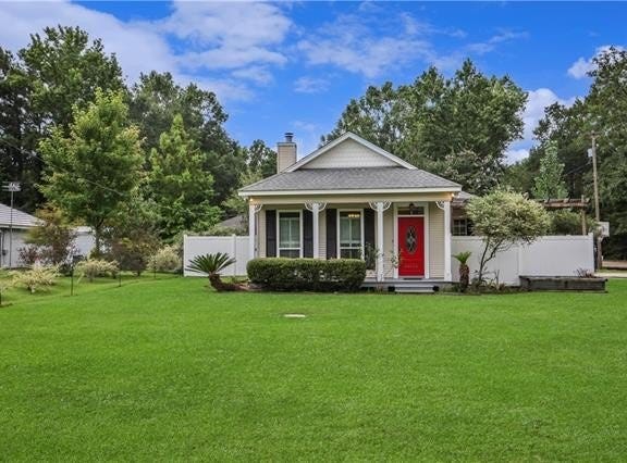 24638 ESQUINANCE Street, Lacombe, LA 70445