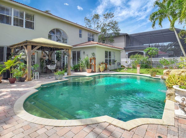 6243 Shadow Tree Lane, Lake Worth, FL 33463