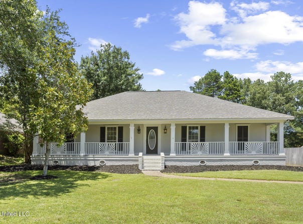 108 Oak Ridge Circle, Madison, MS 39110