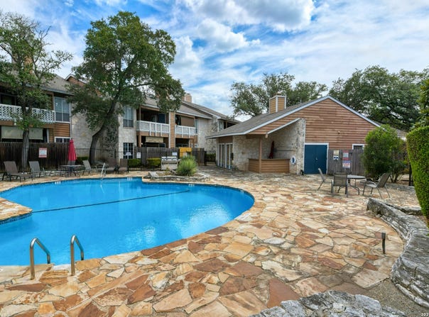 14745 Babcock, San Antonio, TX 78249