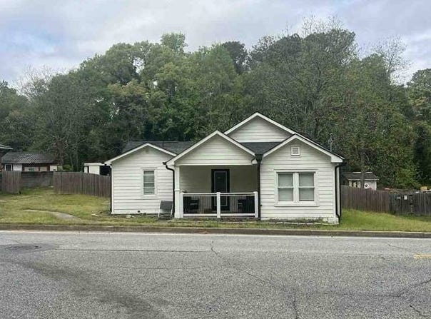194 W Midland Ave, Winder, GA 30680