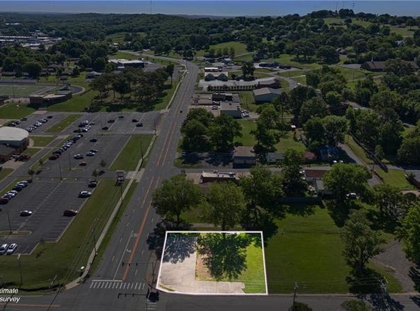 Lot Corner Harding St. and Will, Morrilton, AR 72110