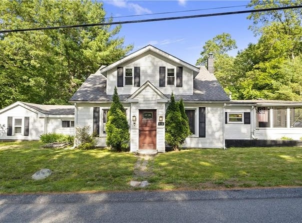 608 Black Plain Road, North Smithfield, RI 02896