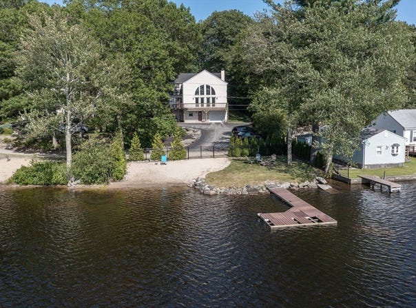 19 Laurel Glades, Douglas, MA 01516