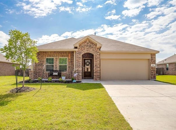 224 Post Oak Street, Azle, TX 76020