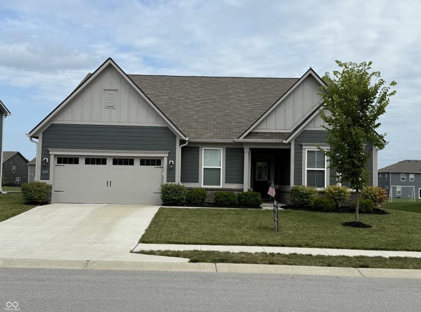 2349 S Copperstone Drive, New Palestine, IN 46163