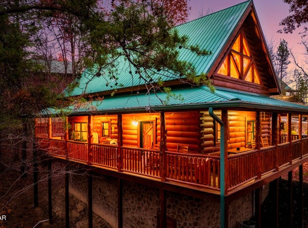 2017 Smoky Cove Road, Sevierville, TN 37876