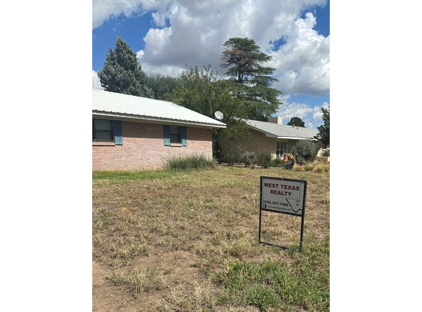503 E June Street, Alpine, TX 79830