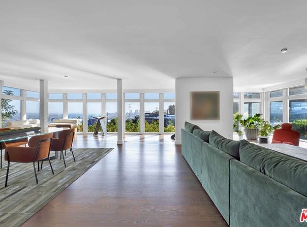 8450 Carlton Way, Los Angeles, CA 90069