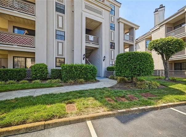409 Harbour Point, Virginia Beach, VA 23451