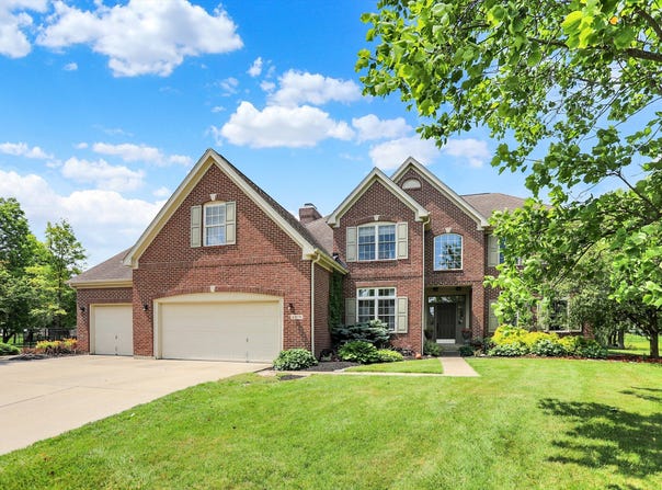 4279 Redwood Court, Zionsville, IN 46077