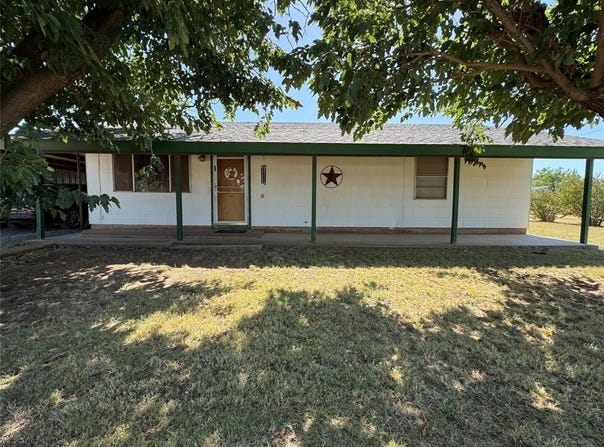 335 S Monroe Avenue, Aspermont, TX 79502