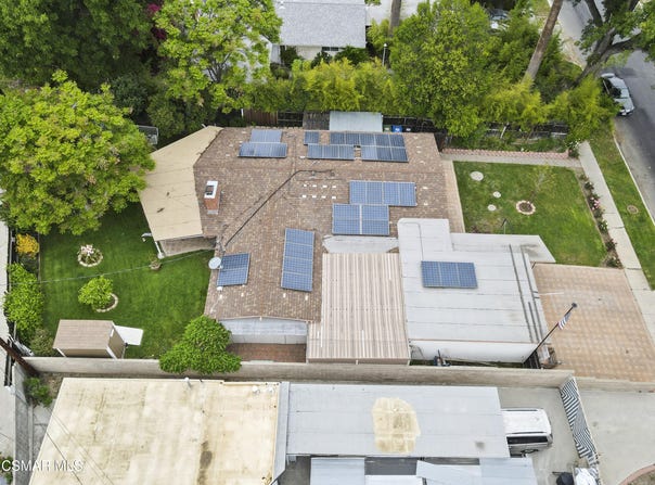 20447 Hamlin Street, Winnetka, CA 91306
