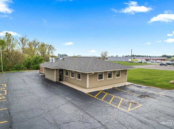 220 Indian Springs Drive, Sandwich, IL 60548
