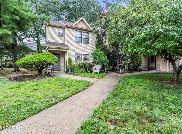 54 Snapdragon Court, Jackson, NJ 08527