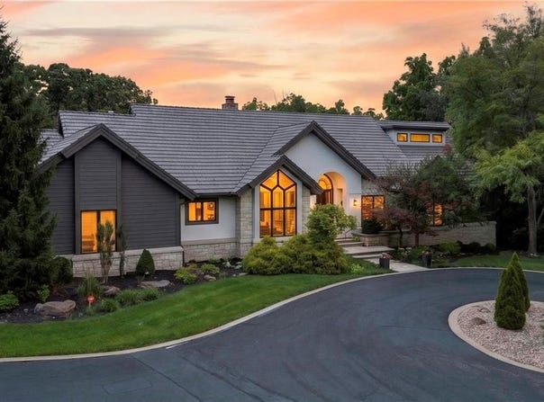 3805 W 123rd Street, Leawood, KS 66209