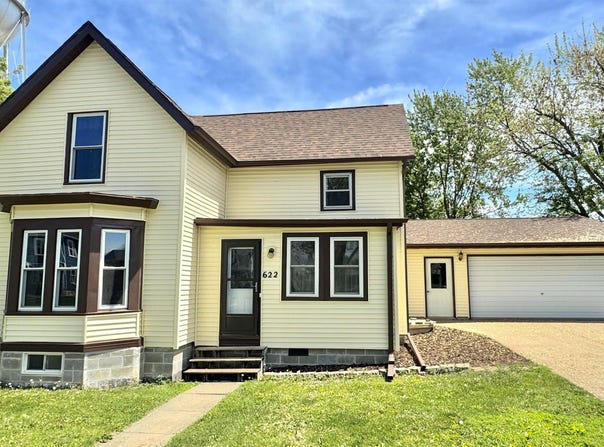 622 Main Street, Grinnell, IA 50112