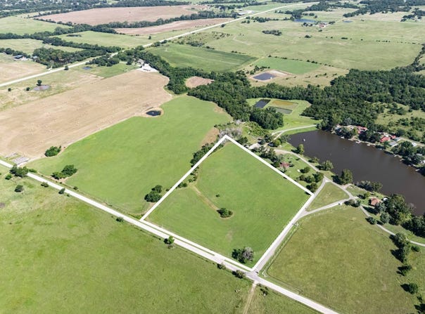 1550 CR 2400 10A, Havana, KS 67347