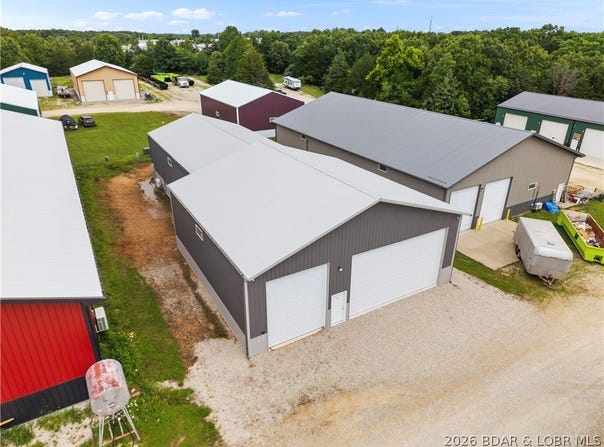 10 Conn Lane, Kaiser, MO 65047