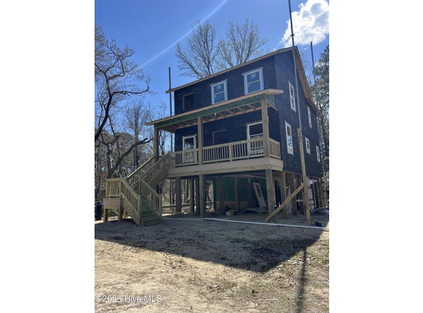 211 Colonial Beach Road, Jarvisburg, NC 27947