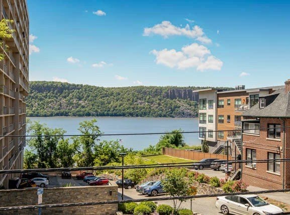 1120 Warburton Avenue, Yonkers, NY 10701