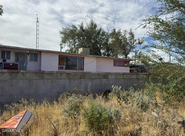 3326 Arthur Avenue, Mojave, CA 93501