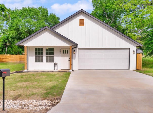 801 4th Street, Cooper, TX 75432