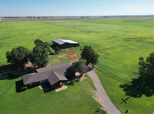 6041 E 0720 RD, Loyal, OK 73756