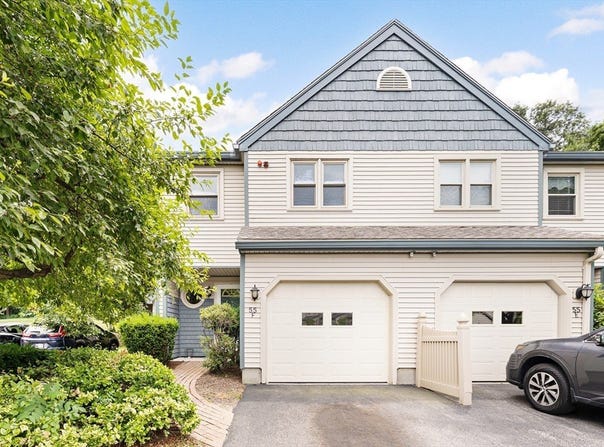55 Crystal Brook Way, Marlborough, MA 01752