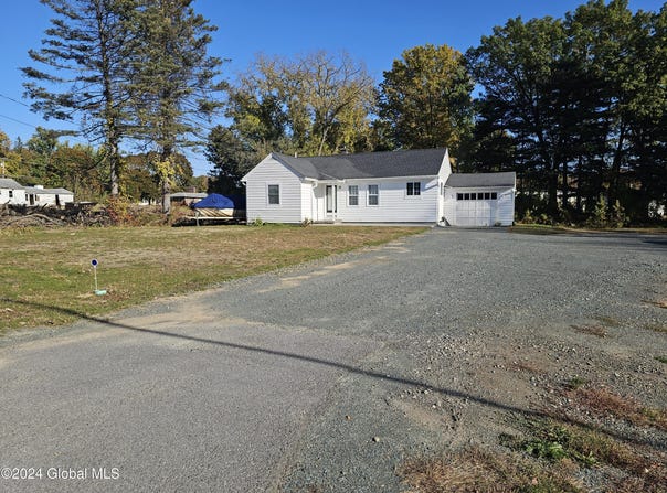 7 Route 236, Halfmoon, NY 12065