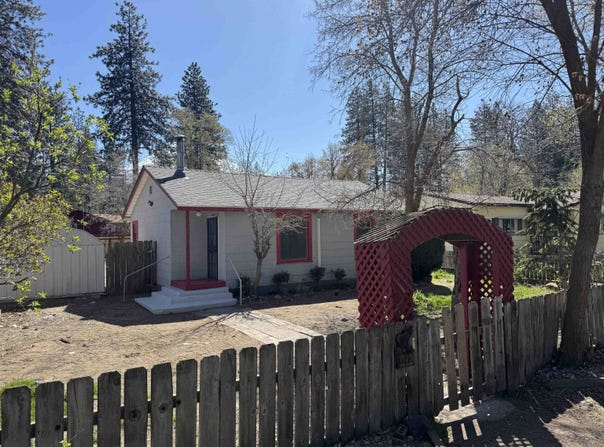 19124 Brookside, Weed, CA 96094