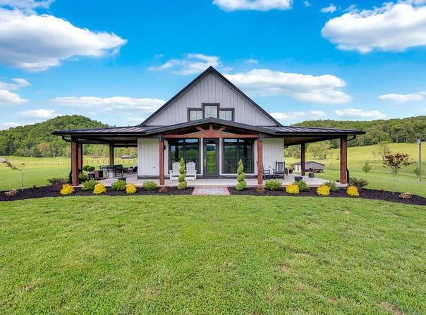 941 Jim Hennessee Rd, SPARTA, TN 38583