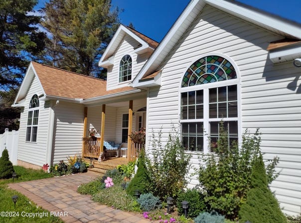 124 Elm Drive, Blakeslee, PA 18610