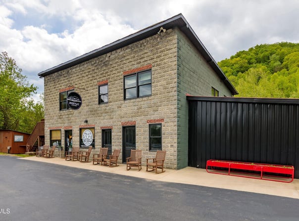 2788 Highway 70, Kyles Ford, TN 37765