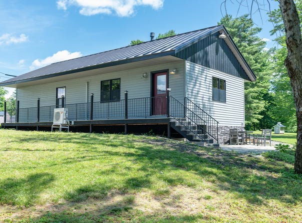 333 Smithfield Road, Belgrade, ME 04917
